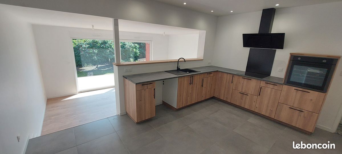 Maison 5 pièces 100 m² · à Roubaix · 100 m² · 1 420 €/mois