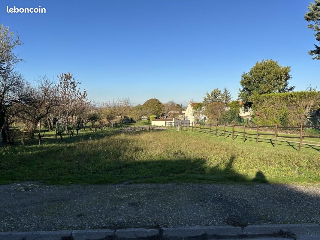 Terrain 575 m² Gente · à Genté · 29 500 €