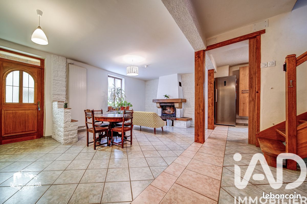 Maison 5 pièces 96 m² · à Novéant-sur-Moselle · 96 m² · 235 000 €