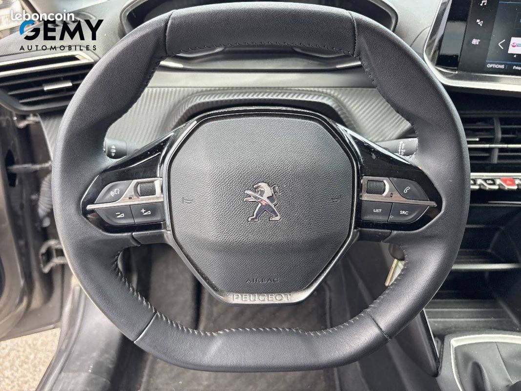 PEUGEOT 208 PureTech 75 S&S BVM5 Style (image 12)