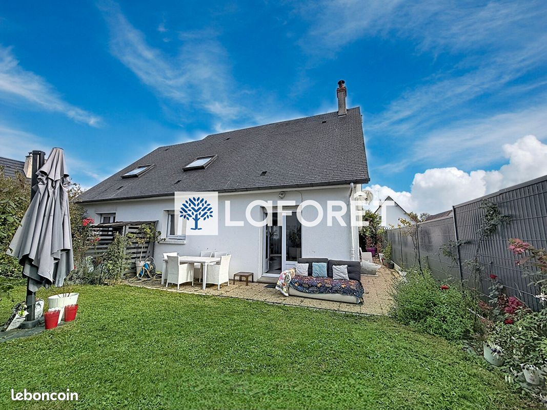 Maison 7 pièces 158 m² · au Mesnil-Esnard · 158 m² · 447 000 €