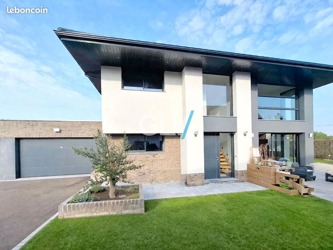 Maison 5 pièces 160 m² · à Gruson · 160 m² · 765 000 €