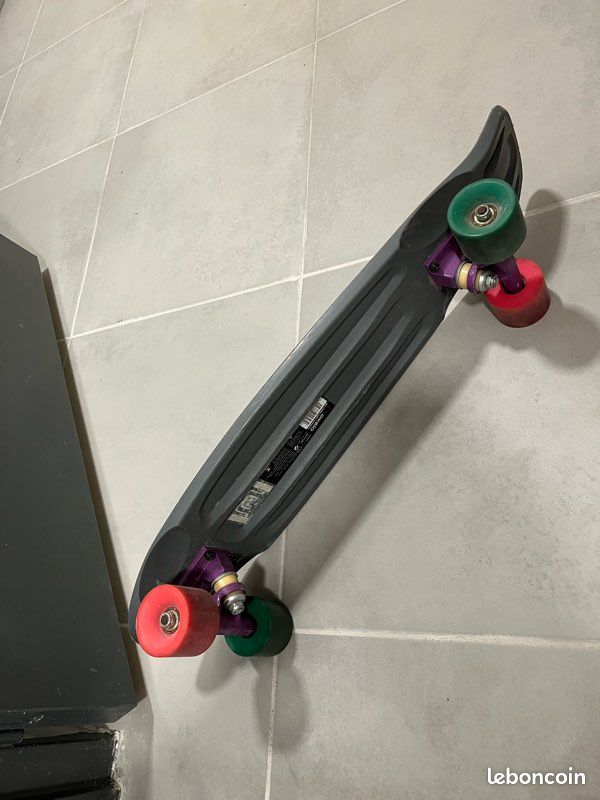 Skate (image 2)