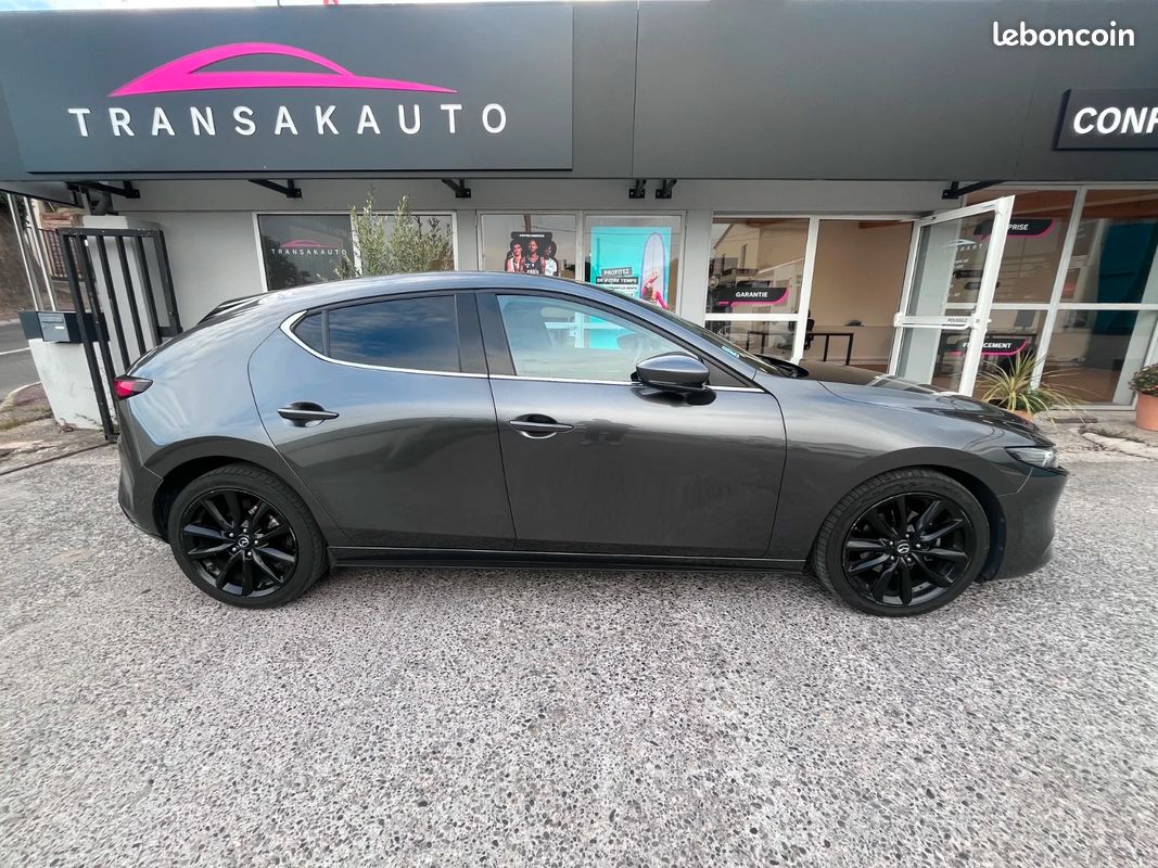 MAZDA MAZDA 3 2.0 Skyactiv-x 180ch AWD Sportline / Suivit Mazda/ Vidange Neuve / Garantie Mazda / Bien Optionné / (image 2)