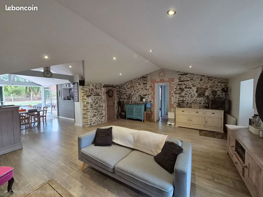 Maison 7 pièces 153 m² · à Saint-Christophe-du-Ligneron · 153 m² · 324 175 €