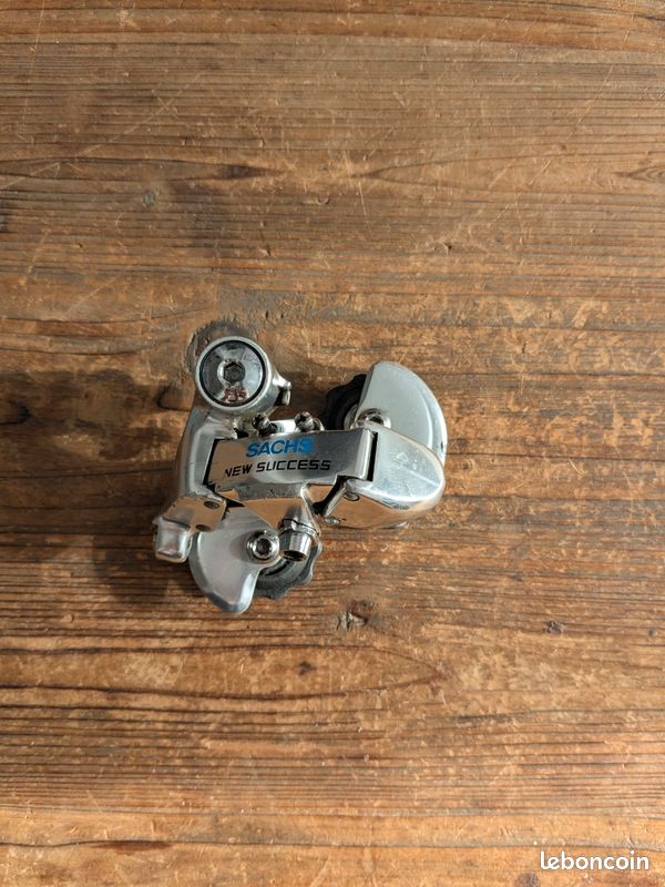 Cintre dérailleur arrière de vélo en aluminium pour modèles SystemSix