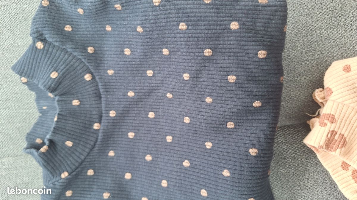 Lot 3 hauts avec gilet et + 6 ans (image 3)