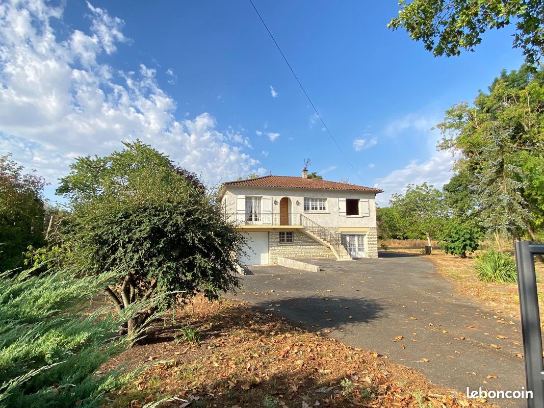 Maison 5 pièces 132 m² · à Aulnay · 132 m² · 165 000 €