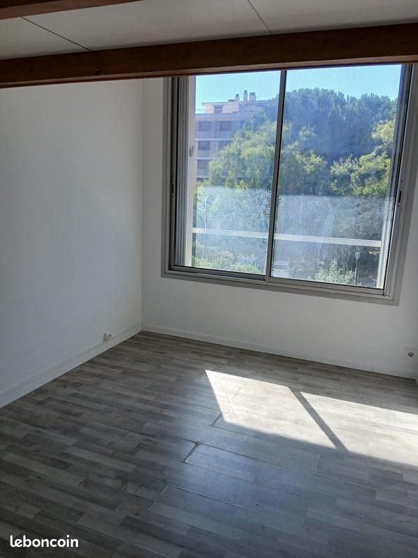 Appartement 1 pièce 15 m² · à Marseille · 15 m² · 392 €/mois