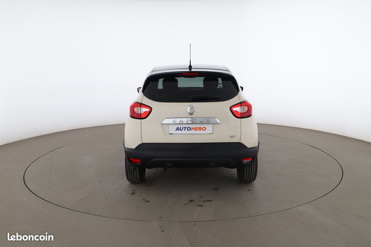 Renault Captur 1.5 dCi Intens Eco2 EDC 90 ch (image 13)