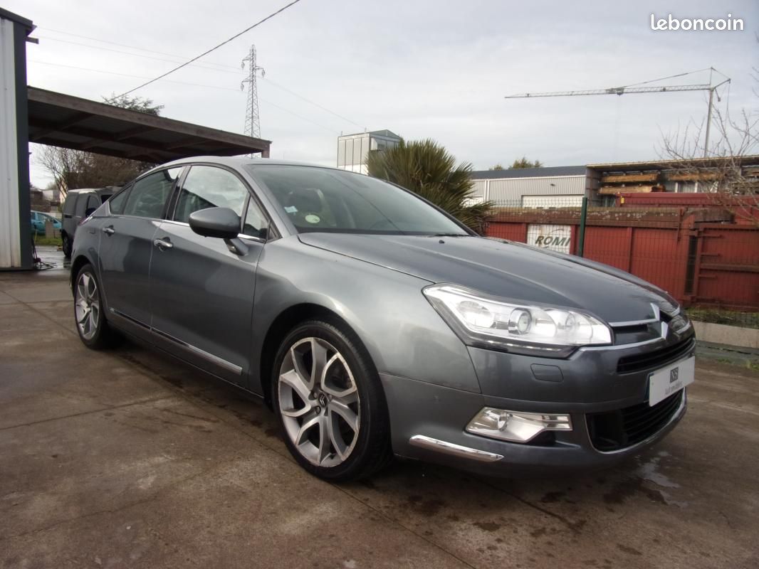 Citroën C5 HDi 160 Exclusive+ A (image 3)