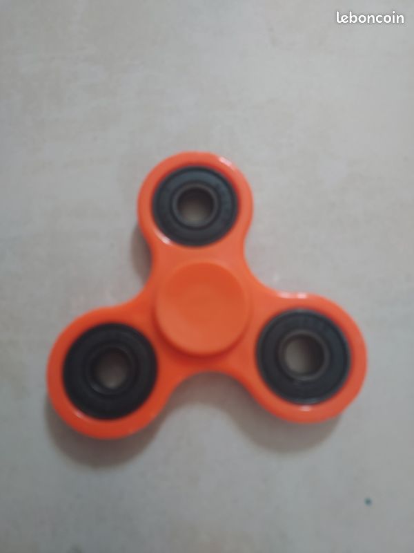Hand spinner (image 1)