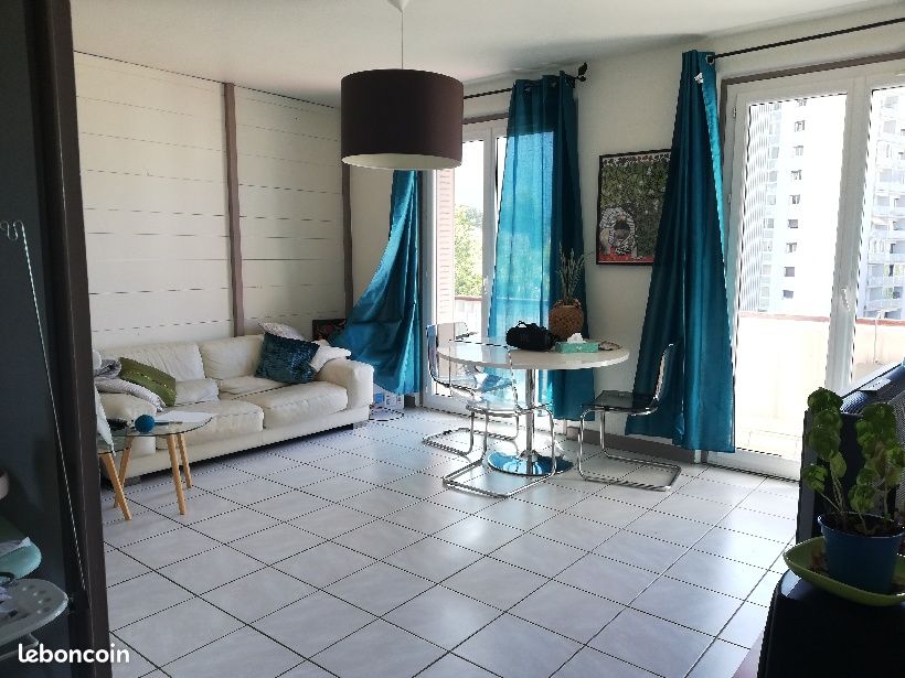 Appartement 3 pièces 71 m² · à Saint-Égrève · 71 m² · 780 €/mois