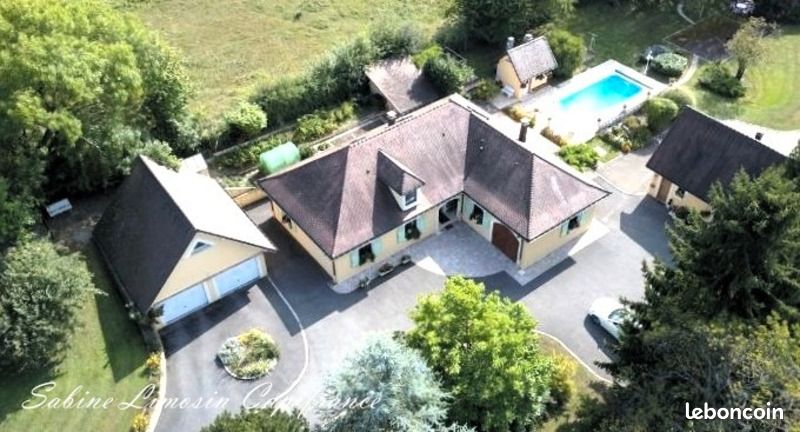 Maison 10 pièces 280 m² · à Héricourt · 280 m² · 464 000 €