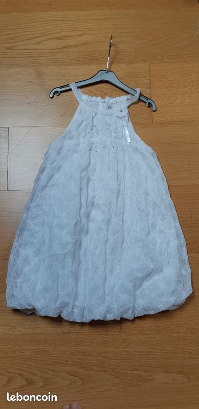 Robe cérémonie (image 2)
