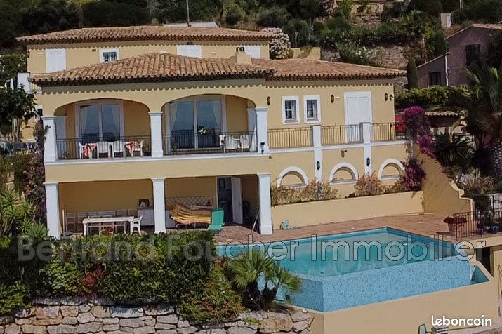 Maison 7 pièces 210 m² · à Cavalaire-sur-Mer · 210 m² · 1 995 000 €