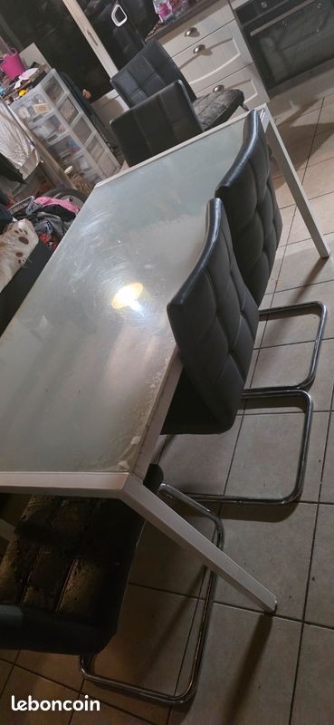 Table verre trempe (image 1)