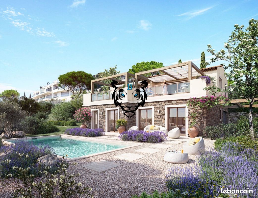 Maison 5 pièces 136 m² · à Roquebrune-sur-Argens · 136 m² · 1 990 000 €
