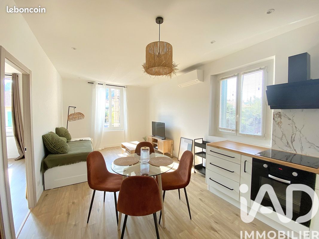 Appartement 2 pièces 44 m² · à Saint-Laurent-du-Var · 44 m² · 232 000 €