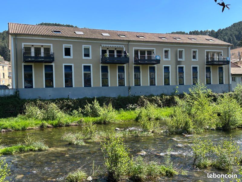 Appartement 6 pièces 165 m² · à Vals-les-Bains · 165 m² · 240 000 €
