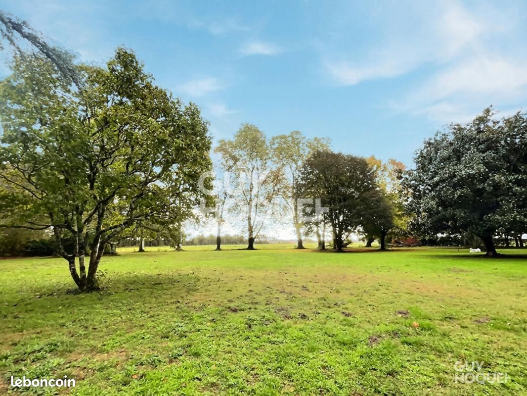 Propriété 16 pièces 500 m² - Saint-Sever 40500 (image principale 2)