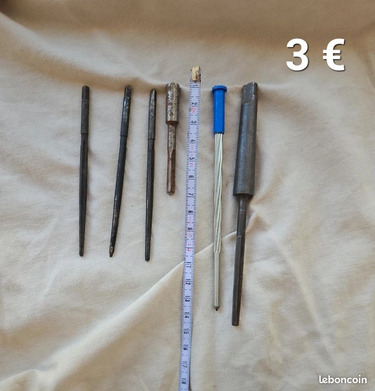 Outil Ancien Forgé XIXe – Pelou écorçoir Rusquet, Acier, Bon état