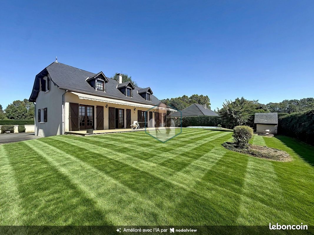 Maison 7 pièces 140 m² · à Bénéjacq · 140 m² · 286 000 €