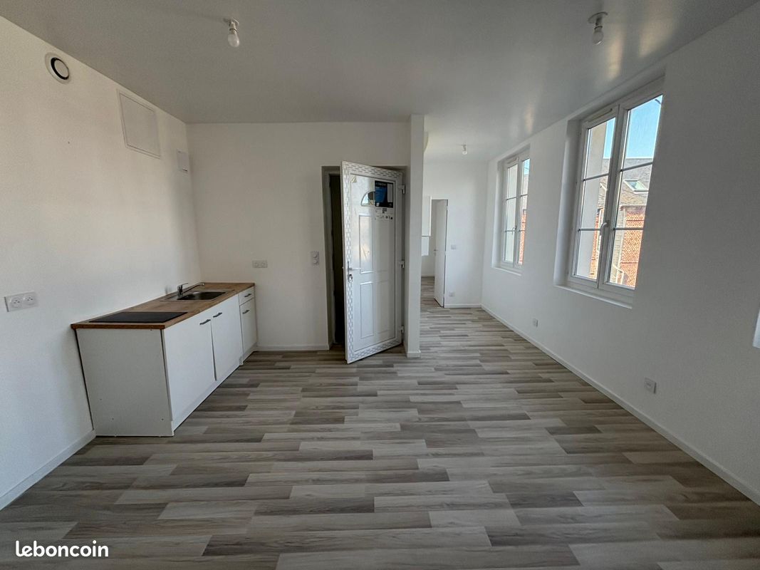 Immeuble 11 pièces 200 m² · à Caudebec-lès-Elbeuf · 200 m² · 325 000 €