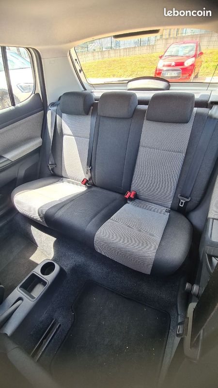 SKODA Fabia - 1.6 Tdi Active 90ch diesel (image 14)