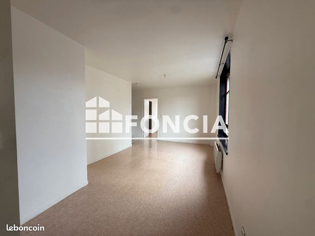 Appartement 2 pièces 37 m² · à Charleville-Mézières · 37 m² · 360 €