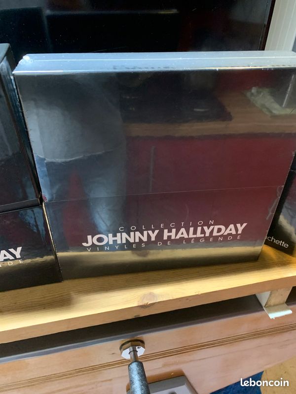 Lots 45 disques vinyles 33 tours johnny Hallyday (image 5)