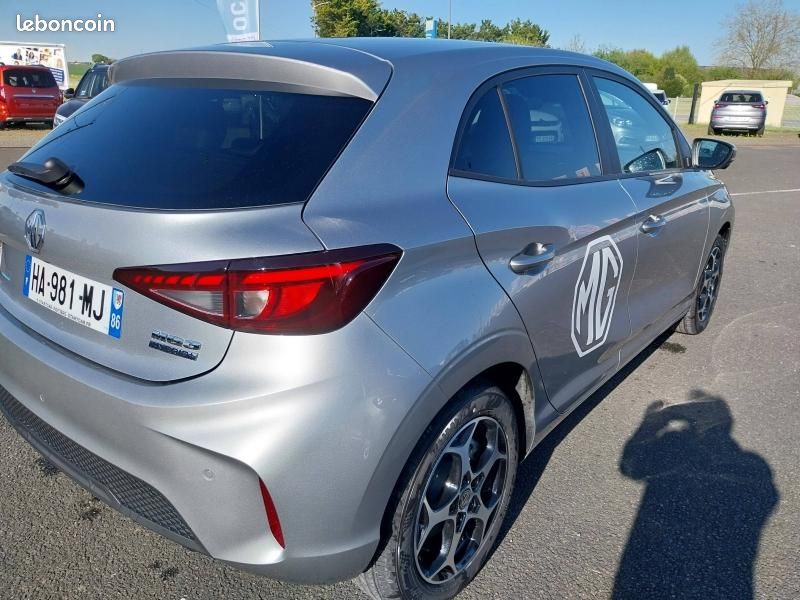 Mg motor MG3 Hybrid+ 195ch Luxury (image 2)