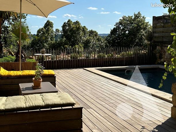 Maison 8 pièces 227 m²