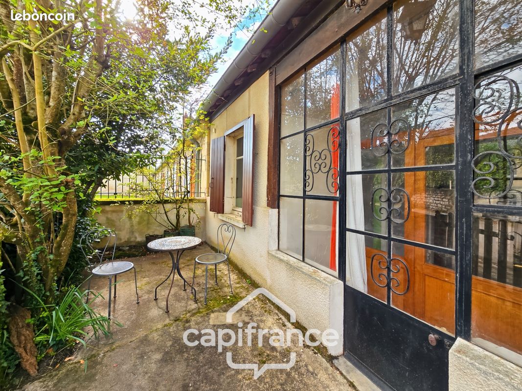 Maison 5 pièces 133 m² · à Urzy · 133 m² · 75 000 €
