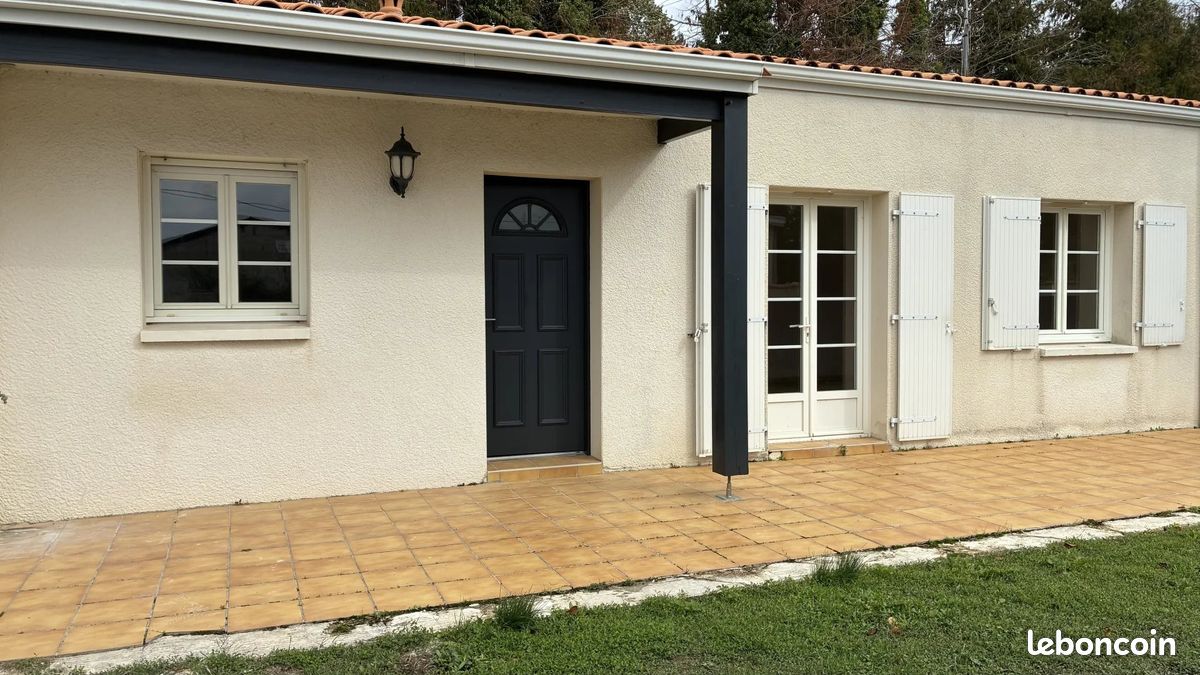 Maison 4 pièces 88 m² · à Vallans · 88 m² · 920 €/mois