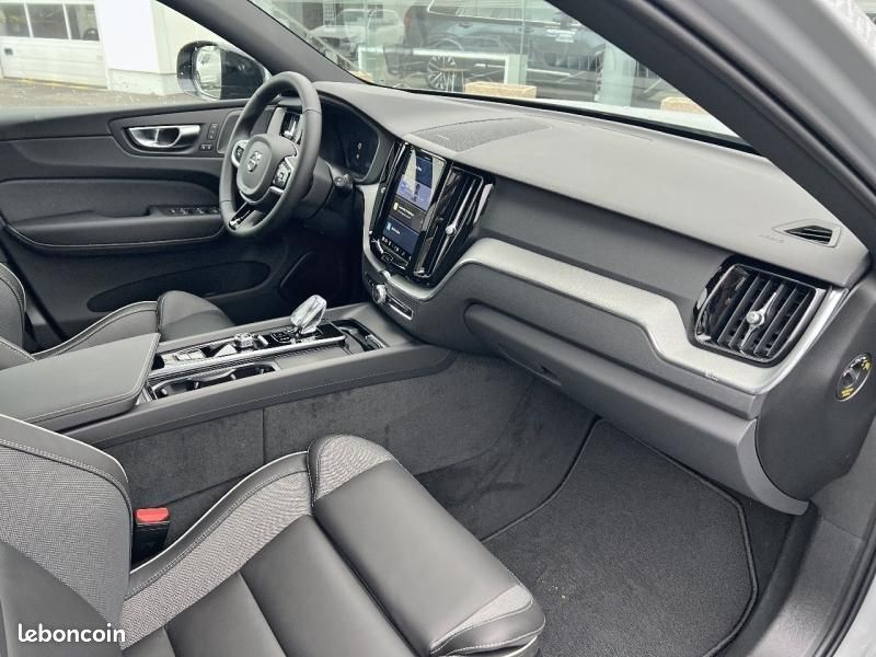 Volvo XC60 T6 Hybride Rechargeable 350ch Plus Style Dark Geartronic 8 AWD (image 13)