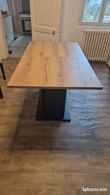 Table salle à manger (image 1)