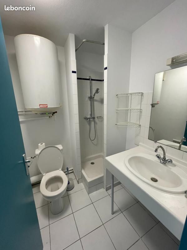 Studio 1 pièce 15 m² (image 3)