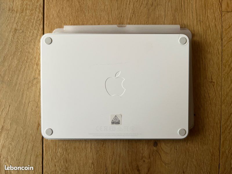 Apple Magic Trackpad 3 USB-C dernier modèle (image 2)