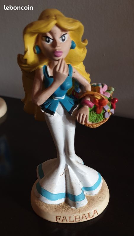 LOT 6 FIGURINES personnages Astérix : Falbala, Les pirates... EUR 30,00 - FR