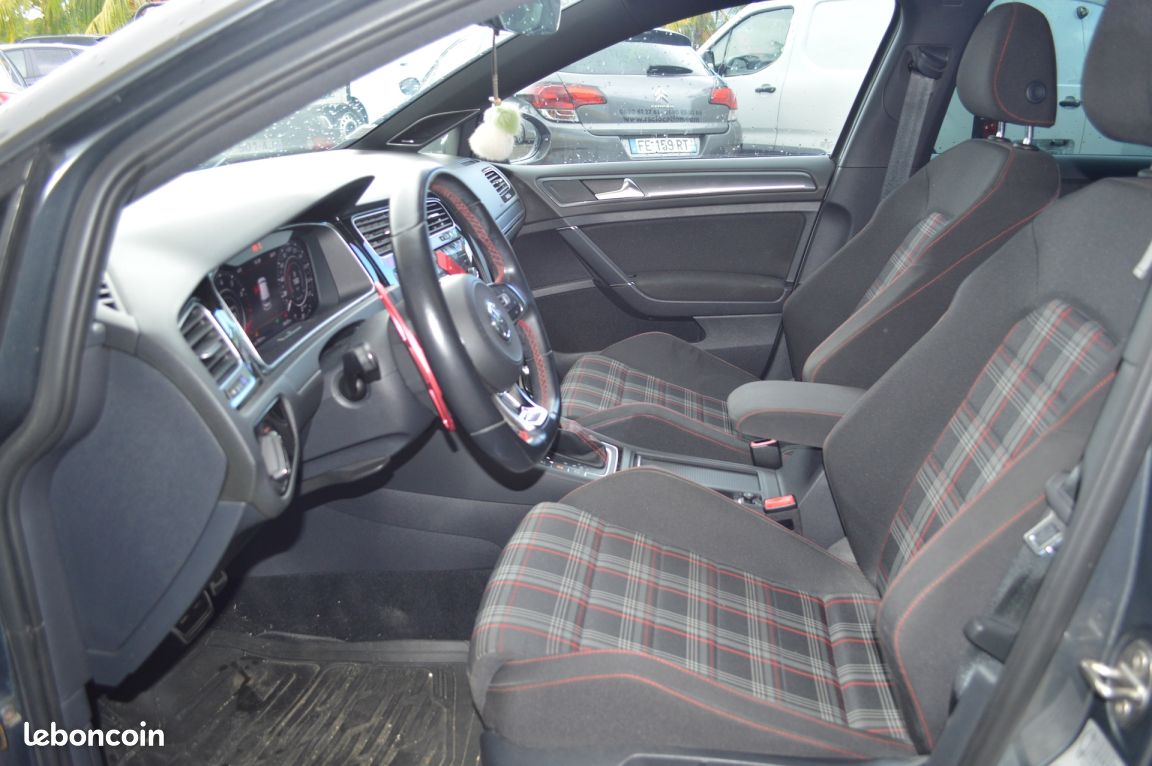 Volkswagen Golf 2.0 TSI 245 DSG7 GTI Performance (image 13)