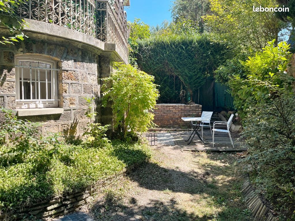 Appartement 3 pièces 71 m² · à Versailles · 71 m² · 1 590 €/mois