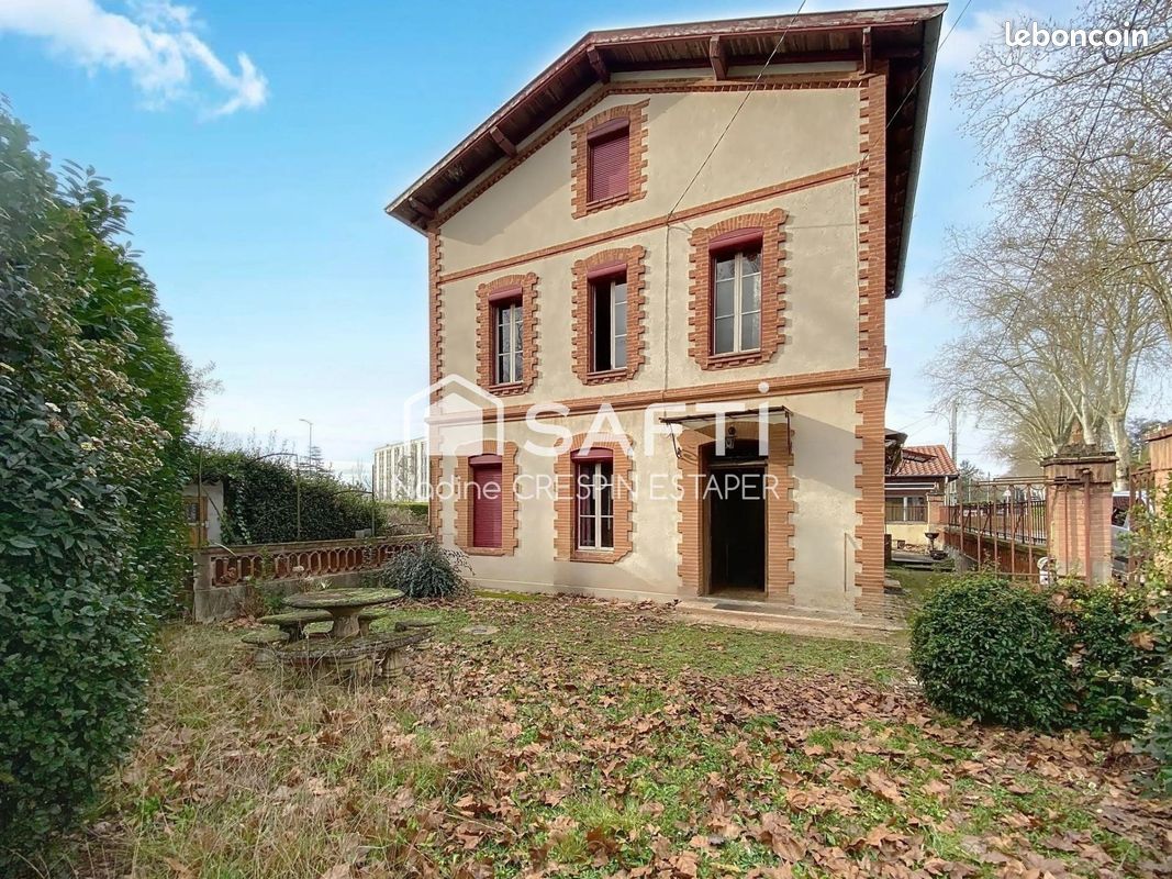 Maison 10 pièces 115 m² · à Montauban · 115 m² · 162 000 €