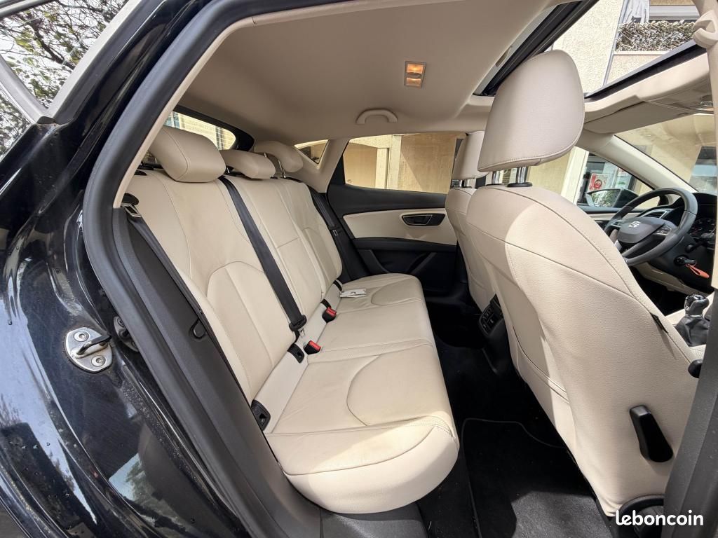 SEAT LEON 1.6 TDI 105ch CR Style / Toit Ouvrant - Distribution OK (image 11)