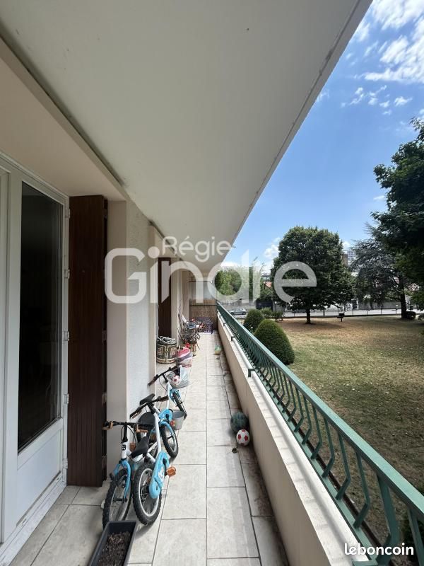 Appartement 3 pièces 78 m² · à Caluire-Et-Cuire · 78 m² · 1 109 €