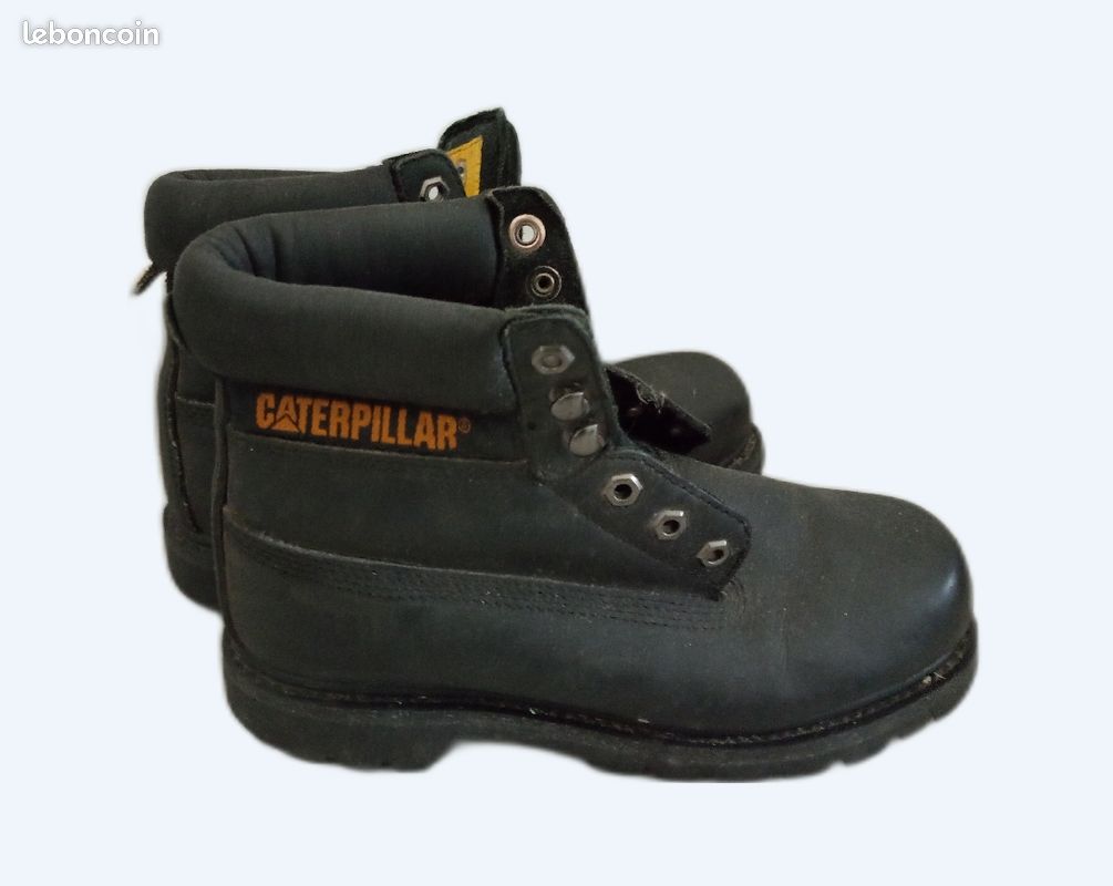 Chaussures de marche de marque connues. Solide et design, style intemporel (image 1)