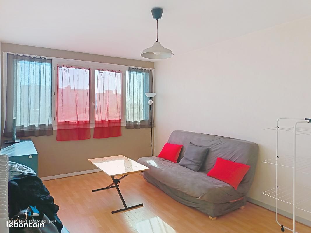 Appartement 2 pièces 50 m² · à Clermont-Ferrand · 50 m² · 635 €/mois