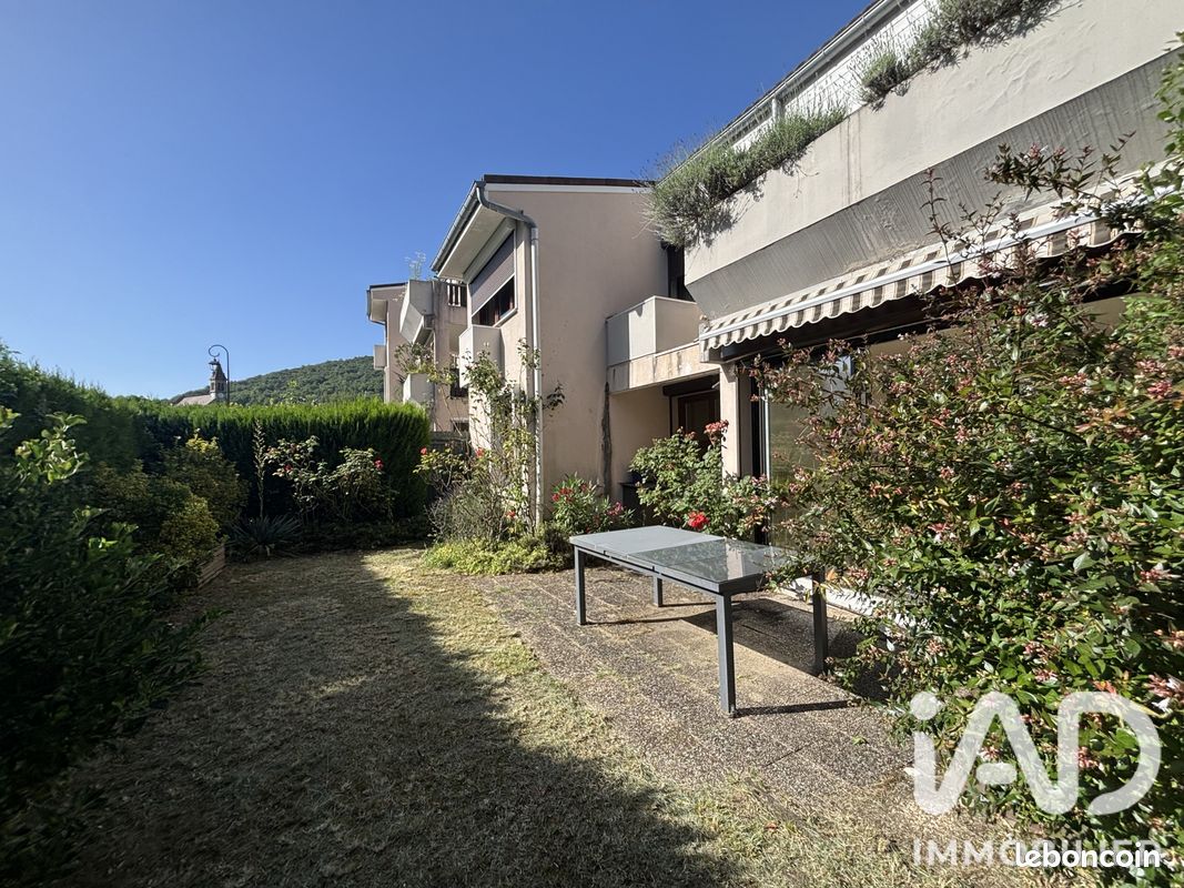 Appartement 4 pièces 101 m² · à Fontanil-Cornillon · 101 m² · 275 000 €
