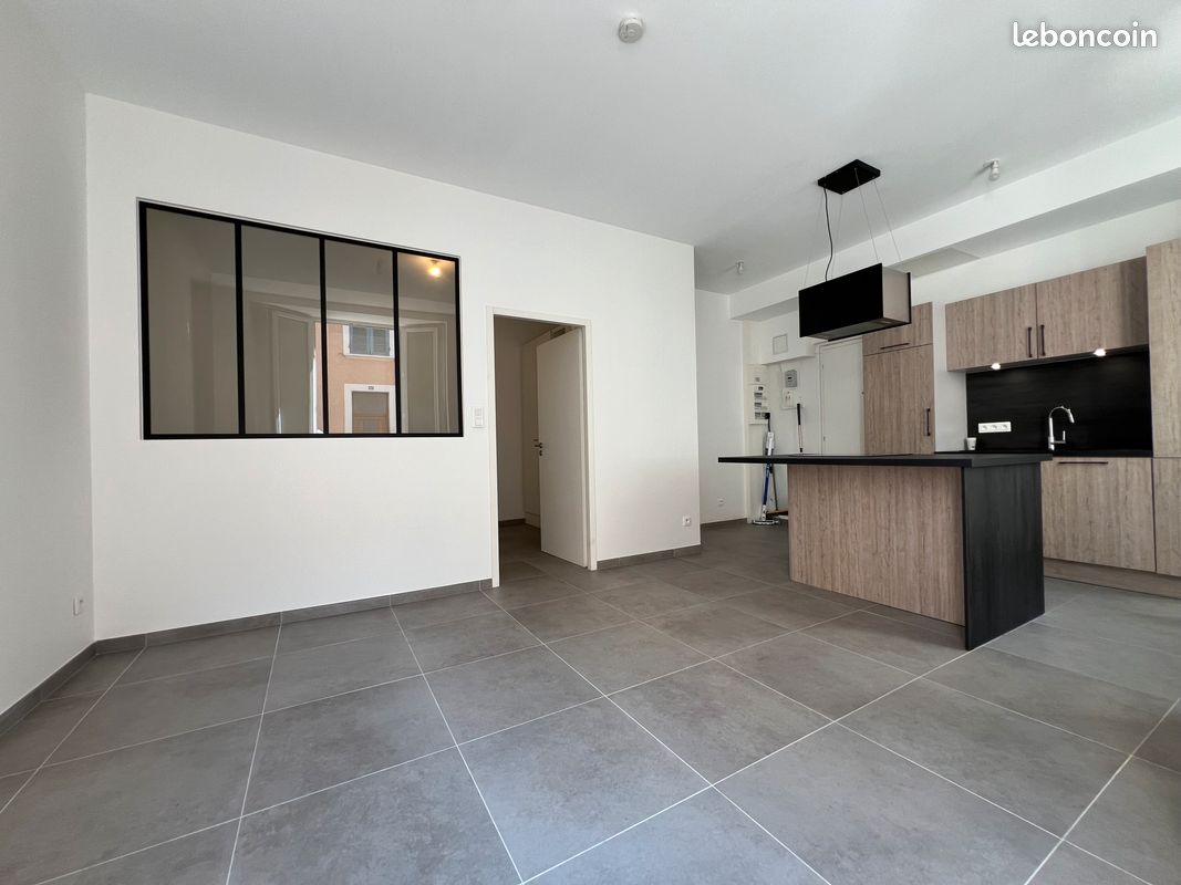 Appartement 2 pièces 36 m² · à Grenoble · 36 m² · 594 €
