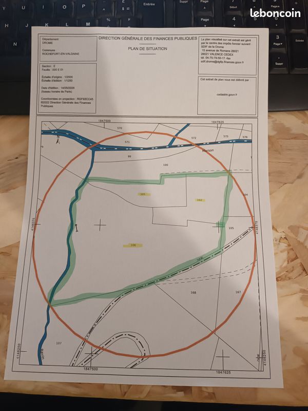 Parcelles boisée uniquement de pins · à Rochefort-en-Valdaine · 11 000 €